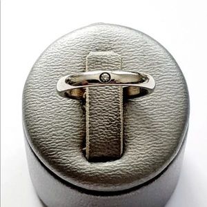 T&C 925 ring with diamond comes with box papers